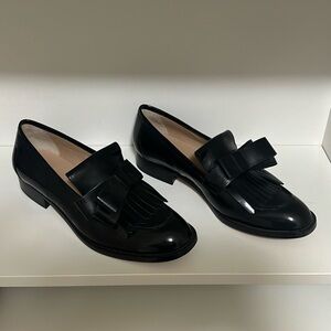 Pour La Victorie Tegan Kilted Loafer | 10